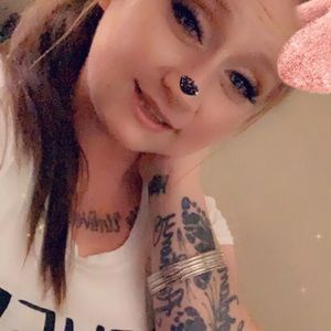 Meet your Posher, Cait